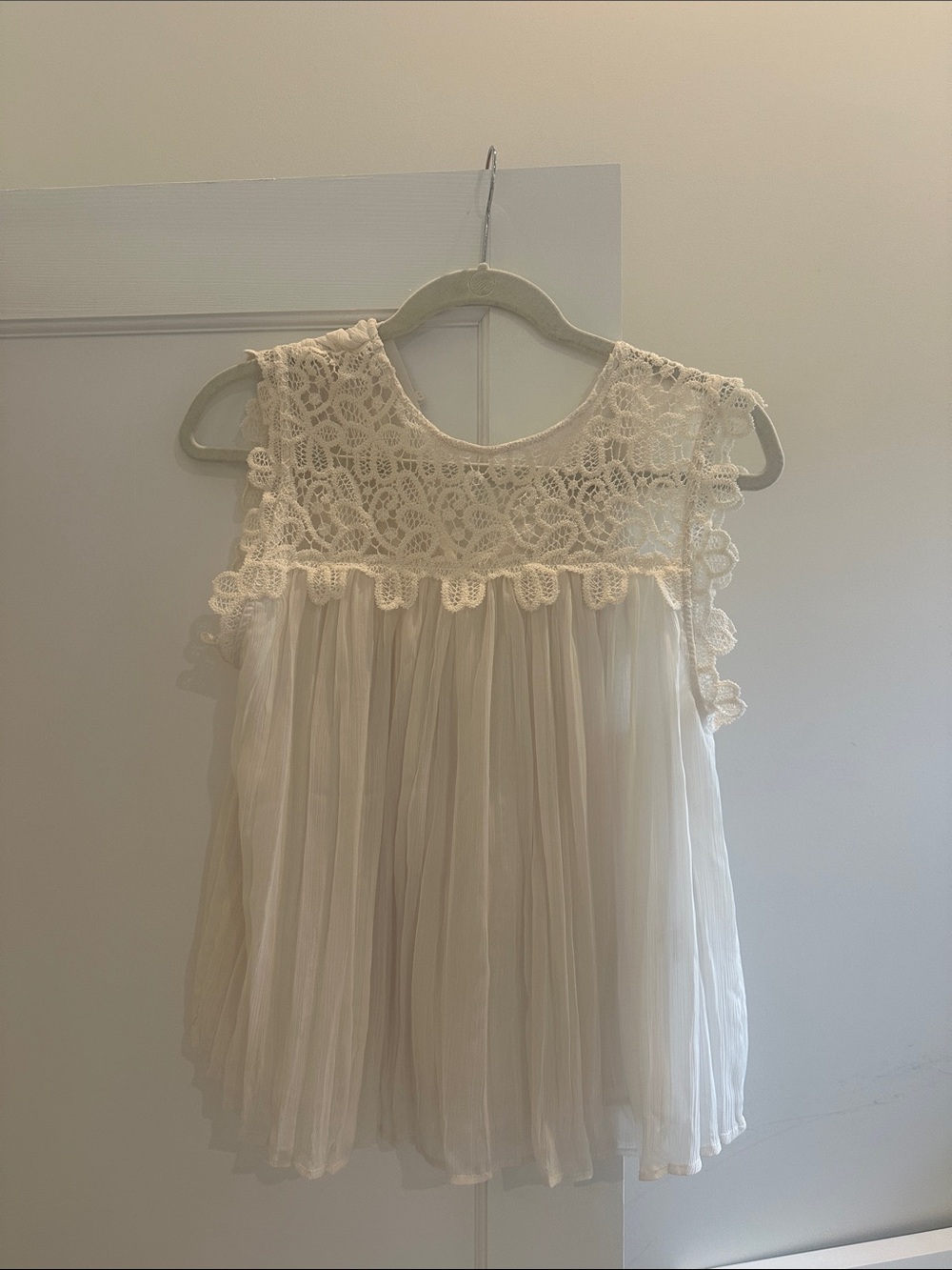 Zara Cream Lace Yoke Pleated Chiffon Blouse